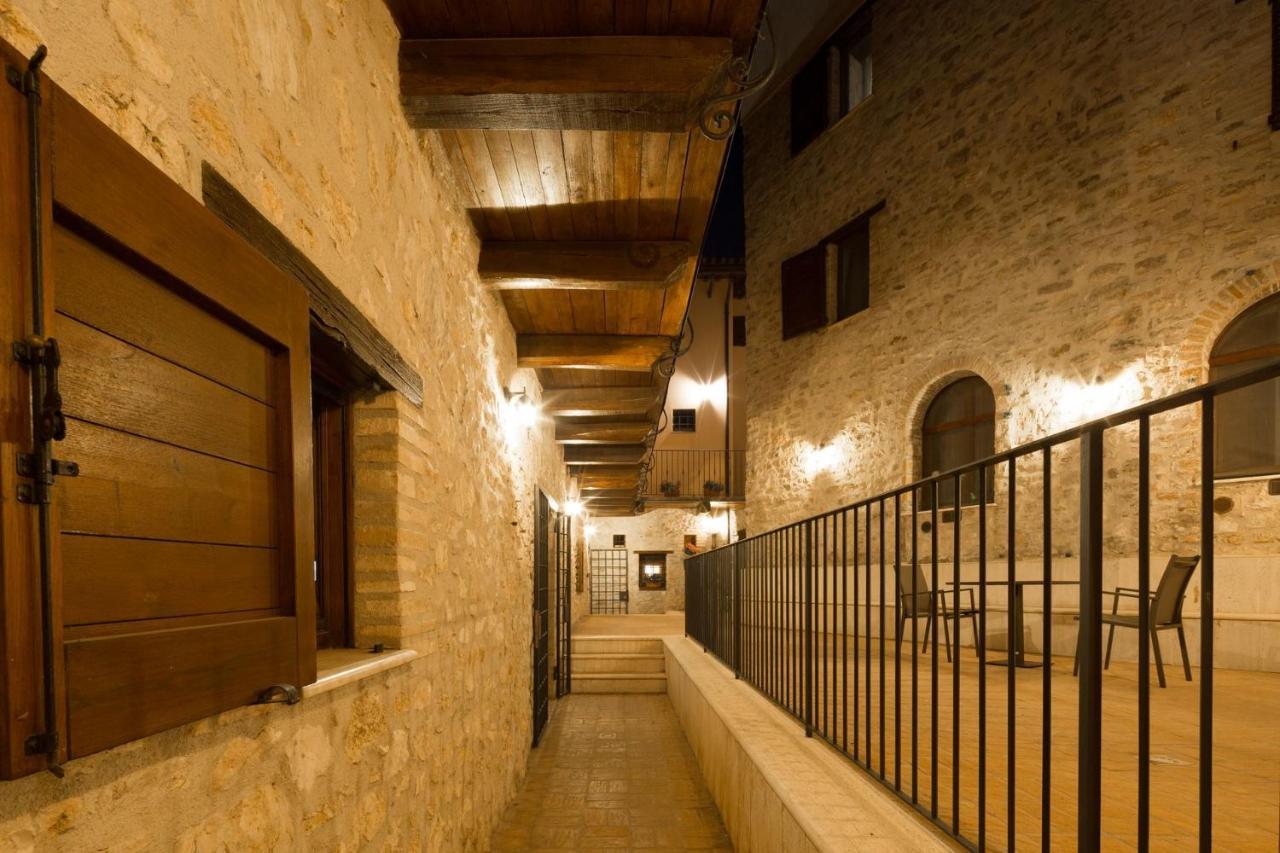 Borgo Incantato Spoleto Pompagnano Exterior foto