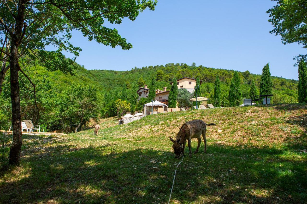 Borgo Incantato Spoleto Pompagnano Exterior foto